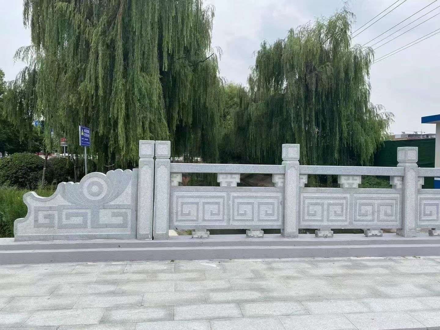 银川 芝麻灰桥栏杆、河道栏杆安装效果